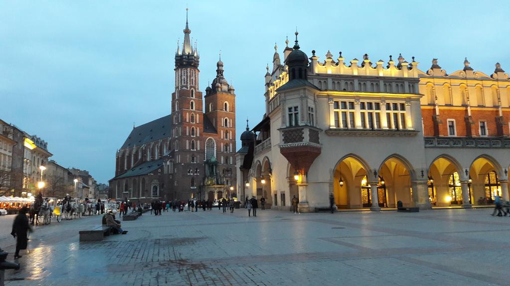 Apartament Feniks Stare Miasto Krakow Exterior photo